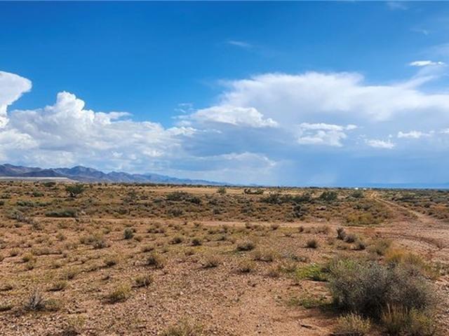 Land for sale in Chloride, Arizona