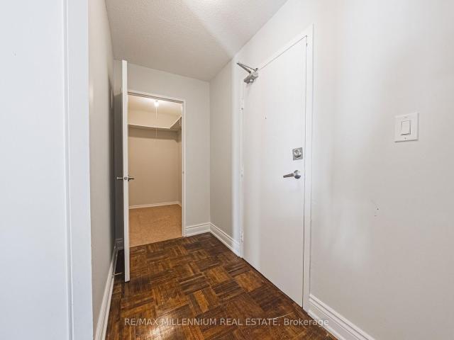 Condo for rent in Oakville, Ontario