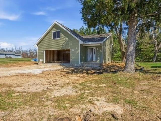 House for sale in Brooklyn, Wisconsin