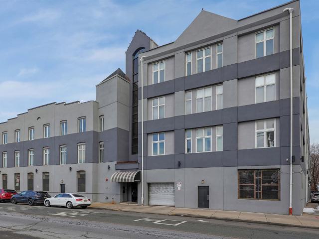 Condo for sale in Hudson, New Jersey