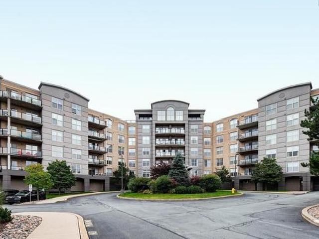 Condo for sale in Southgate Village, Bedford