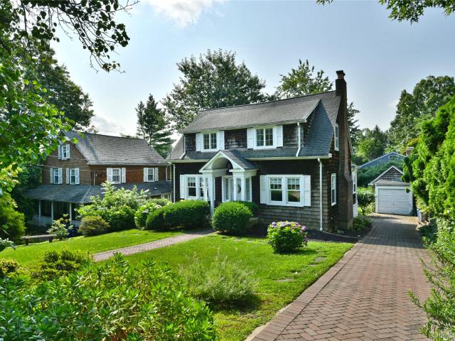 House for sale in Queens, Arverne