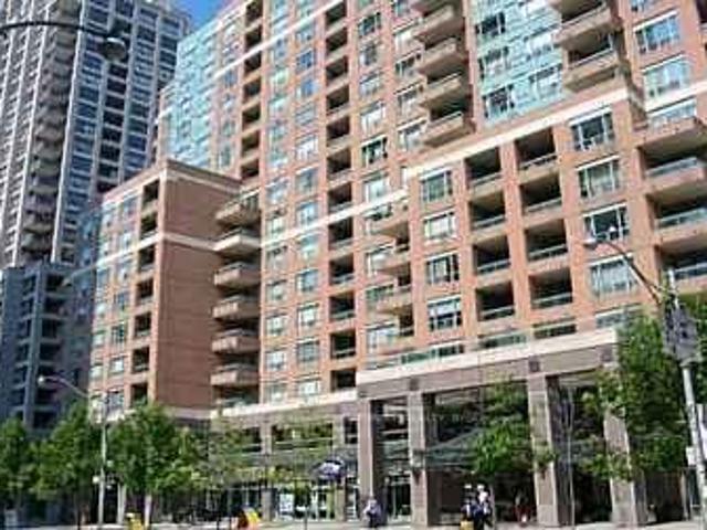 Condo for rent in Toronto Centre, Toronto