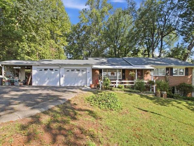 House for sale in Travelers Rest, South Carolina