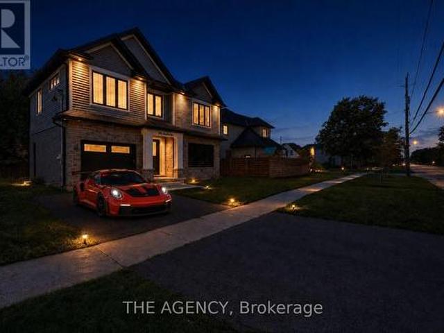 House for sale in Burlington, Ontario