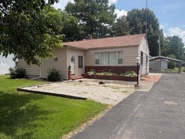 House for sale in Benton, Illinois