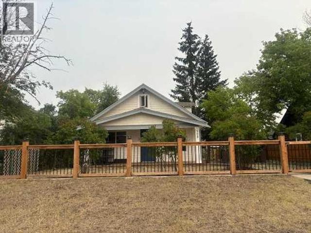 House for sale in Jasper, Alberta