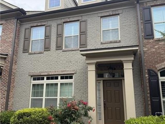 Townhouse for sale in Suwanee, Georgia
