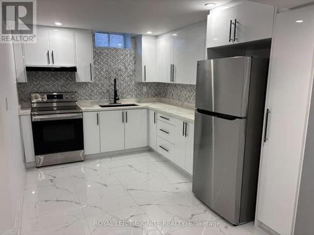 House for rent in Oakville, Ontario
