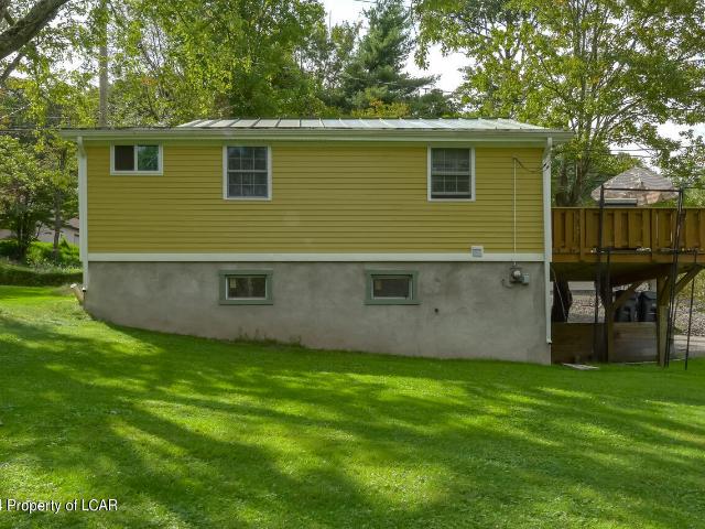 House for sale in Shawanese, Harveys Lake