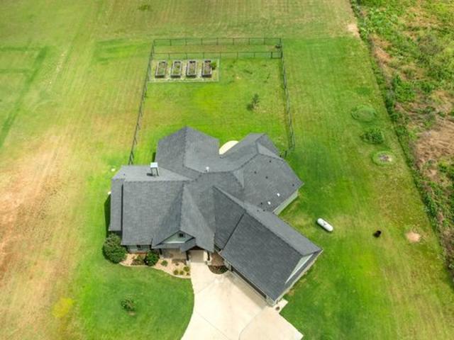 House for sale in Wise, Texas