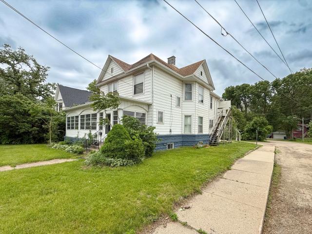 House for sale in Whiteside, Illinois