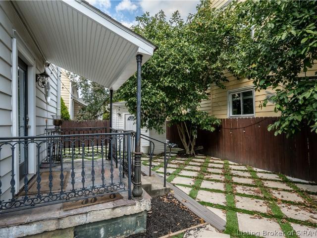 House for sale in New Albany, Indiana