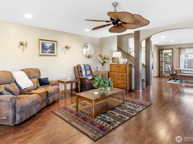 House for sale in Thurston, Washington