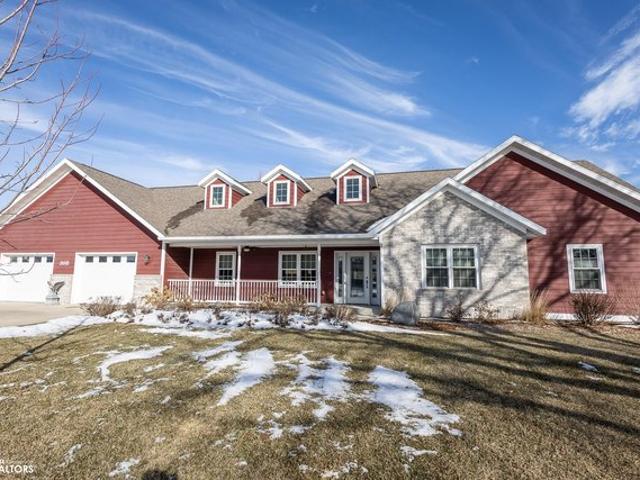House for sale in Belmond, Iowa