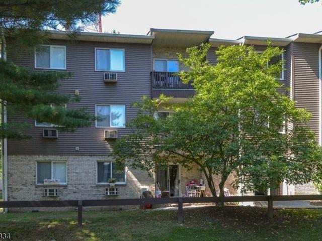 Condo for sale in Passaic, New Jersey