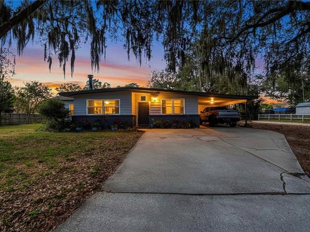 House for sale in Auburndale, Florida