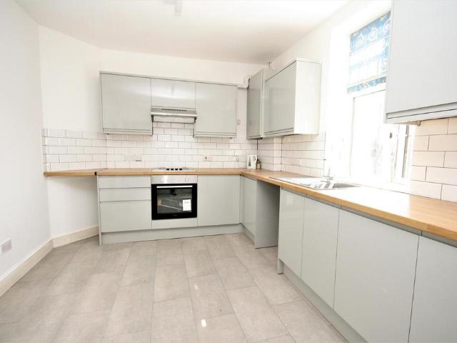 House for rent in Palmers Green, Greater London