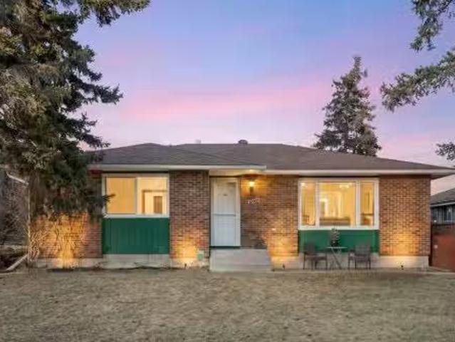 House for sale in Northwest, Alberta