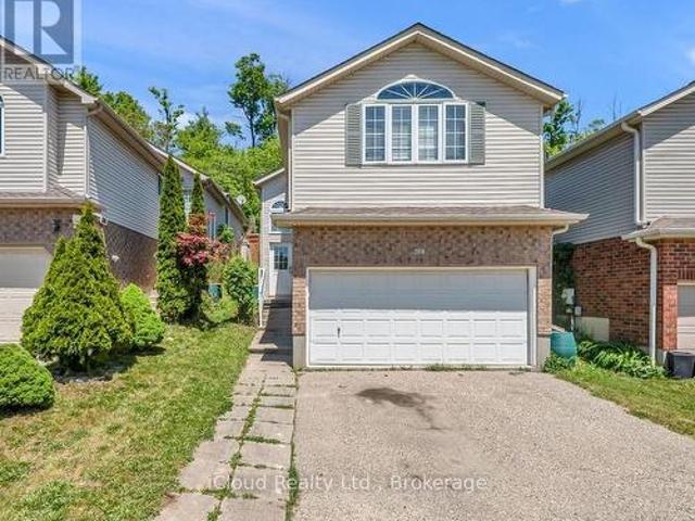 House for sale in Kitchener, Ontario