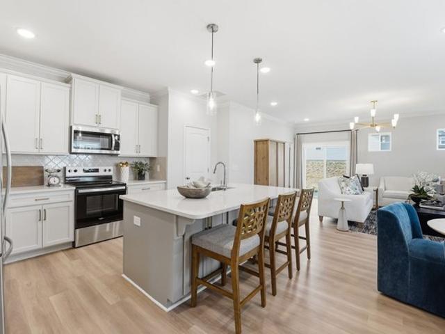 Townhouse for sale in Ash, North Carolina