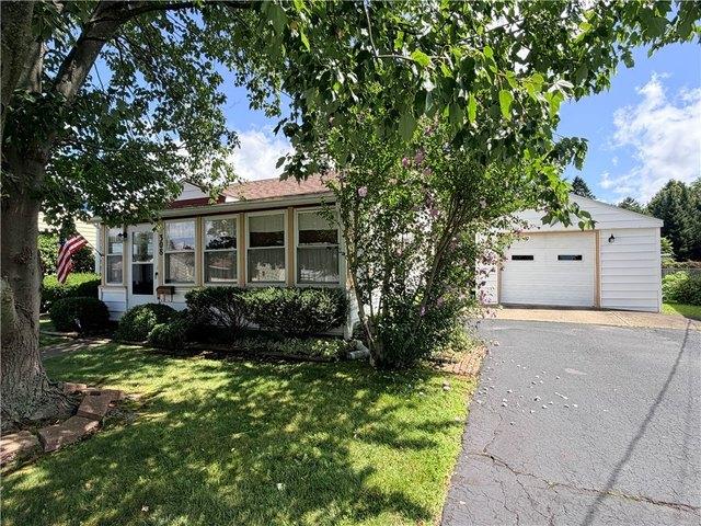 House for sale in Breesport, New York