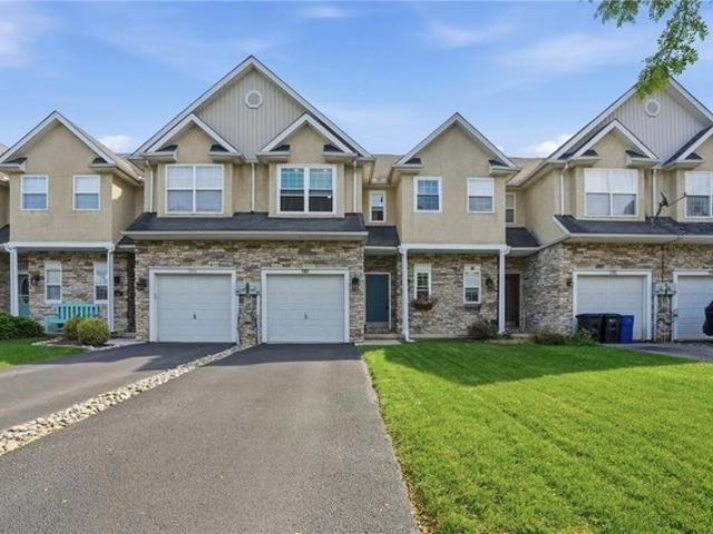 Townhouse for sale in Alburtis, Lehigh County