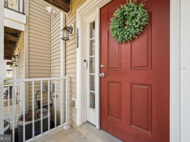Condo for sale in Chester, Pennsylvania