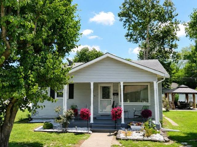 House for sale in Benton, Illinois