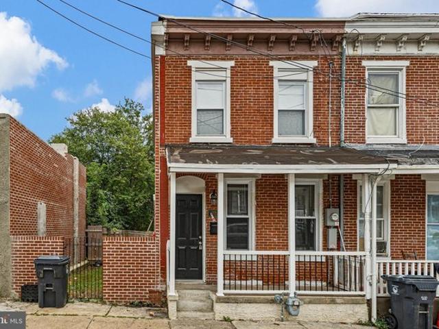 Townhouse for sale in Cool Spring, Wilmington