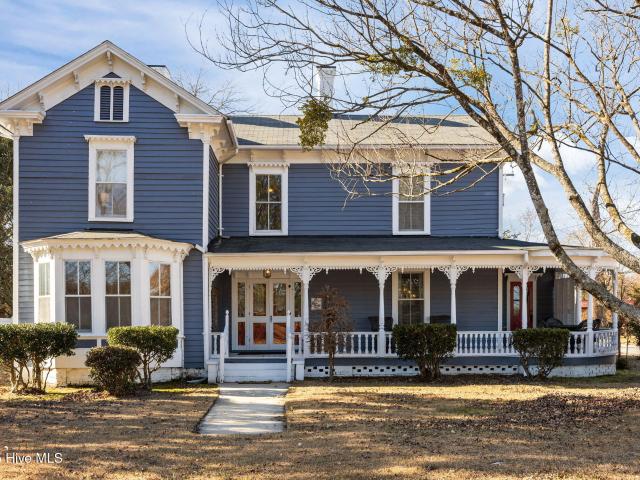 House for sale in Hamilton, North Carolina