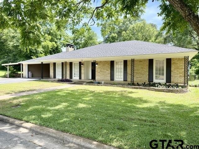 House for sale in Overton, Texas