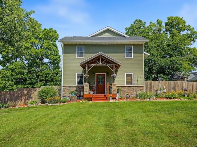 House for sale in Albany, Wisconsin