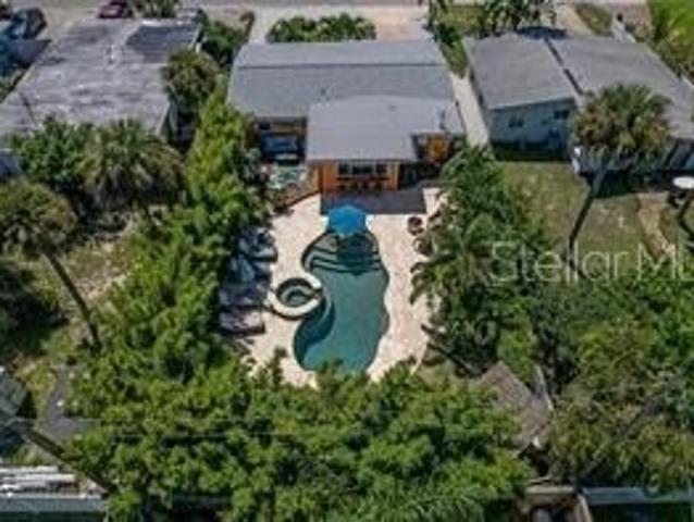 House for sale in New Smyrna Beach, Florida