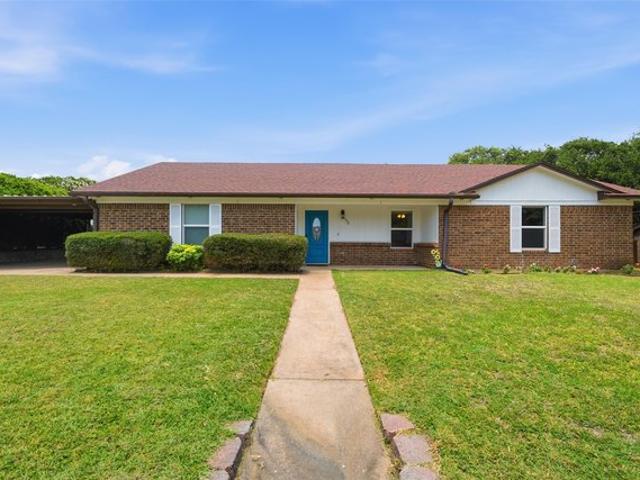House for sale in Hewitt, McLennan County