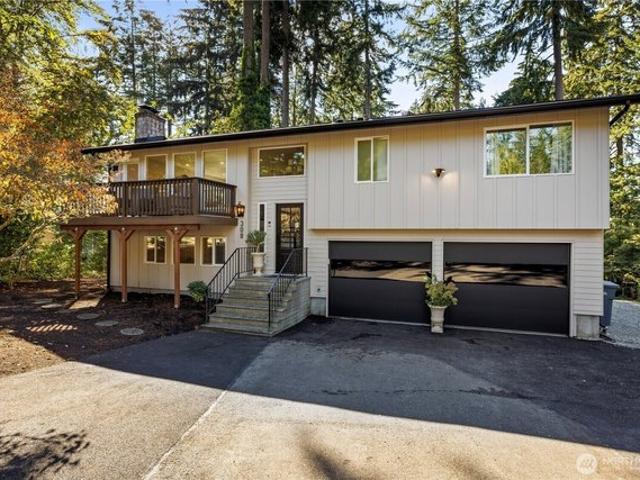 House for sale in Gig Harbor, Pierce County