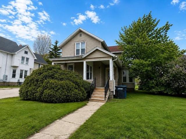 House for sale in Oshkosh, Wisconsin