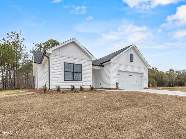 House for sale in Burgaw, North Carolina