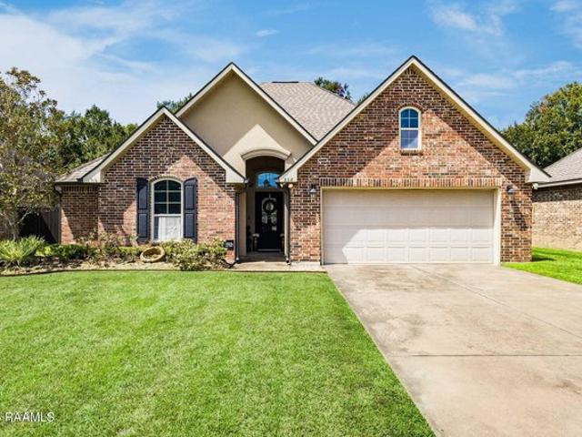 House for sale in Youngsville, Lafayette Parish