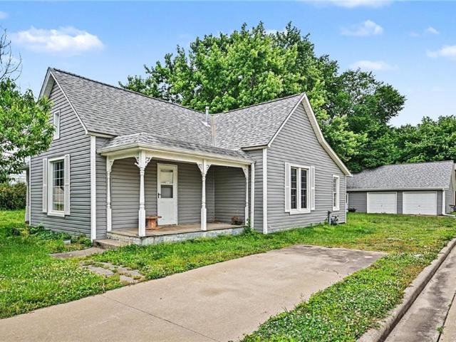 House for sale in Smithville, Missouri