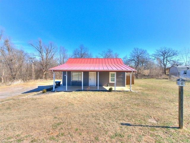 House for sale in Luther, Oklahoma