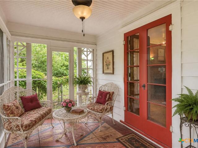 House for sale in Seguin, Texas