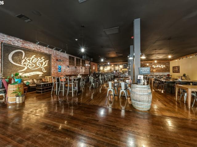 Commercial for sale in Oregonia