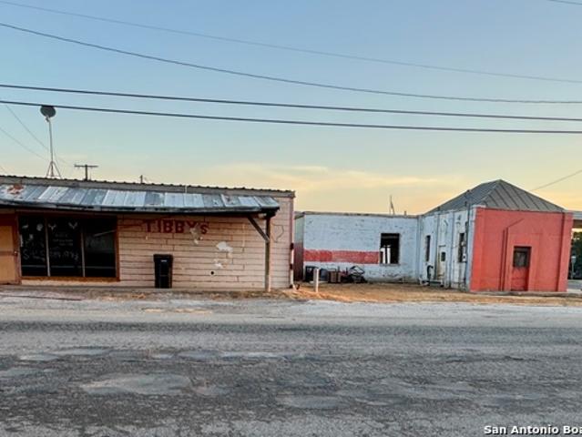 Commercial for sale in Pearsall, Frio County