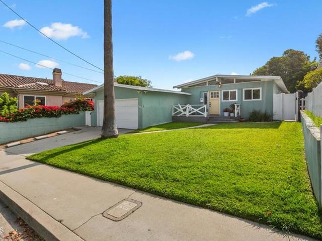 House for sale in Manhattan Beach, Los Angeles County