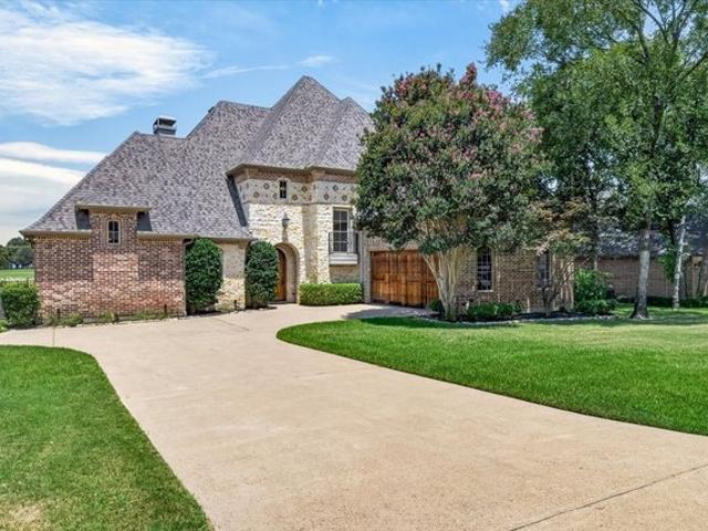 House for sale in Mabank, Texas