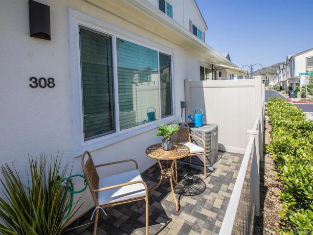 Townhouse for sale in Fallbrook