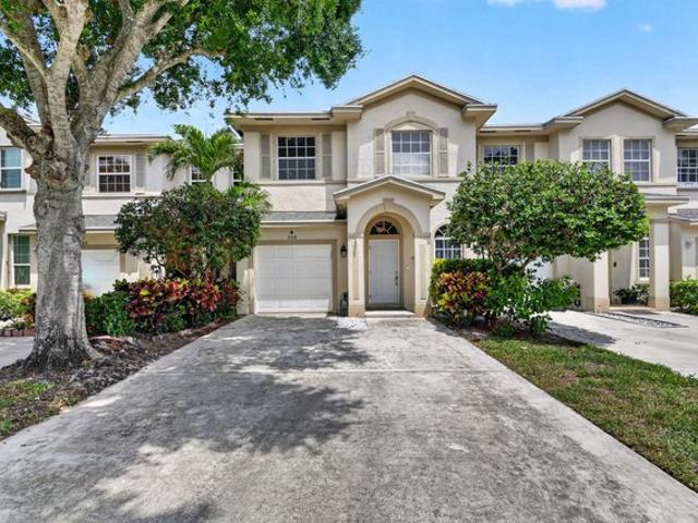 Townhouse for sale in Boynton Beach, Florida