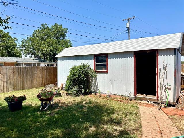House for sale in Washita, Oklahoma