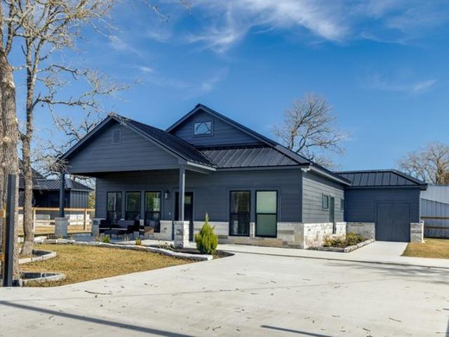 House for sale in Somerville, Texas
